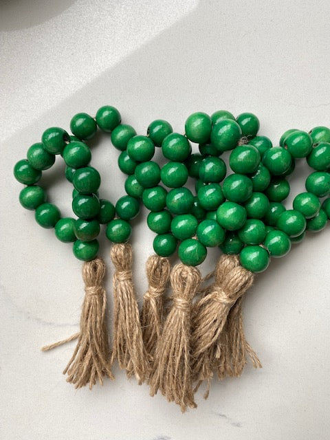 Green napkin rings - Tassels